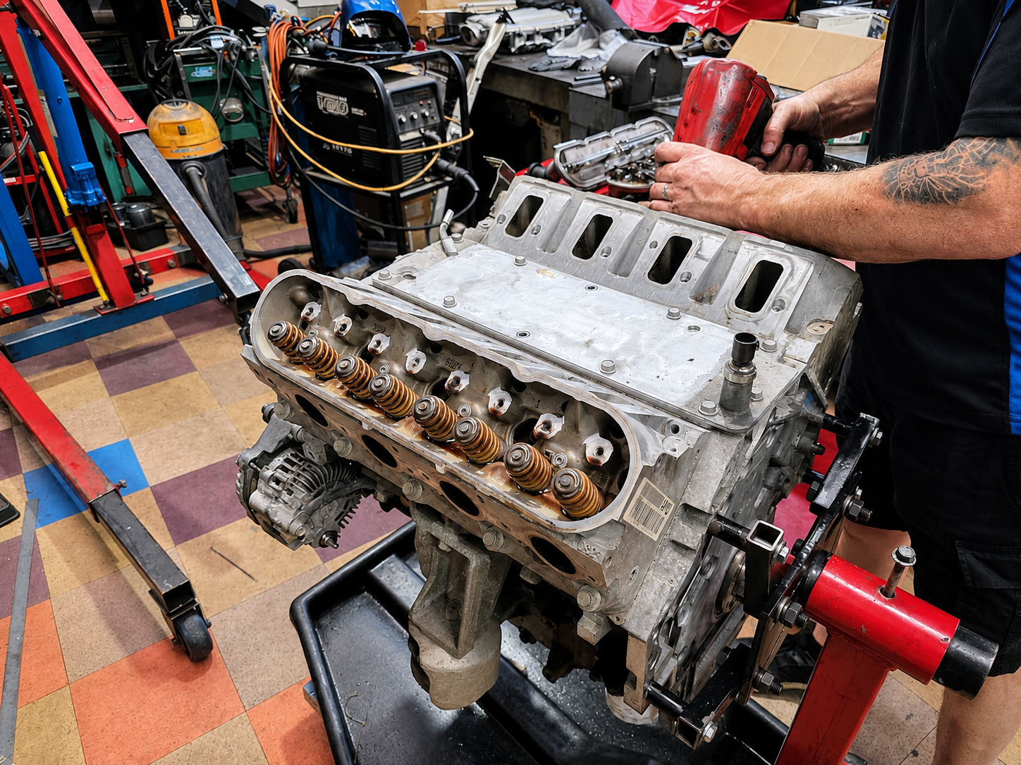 Cylinder heads off, cam package going in on the HSV Grange