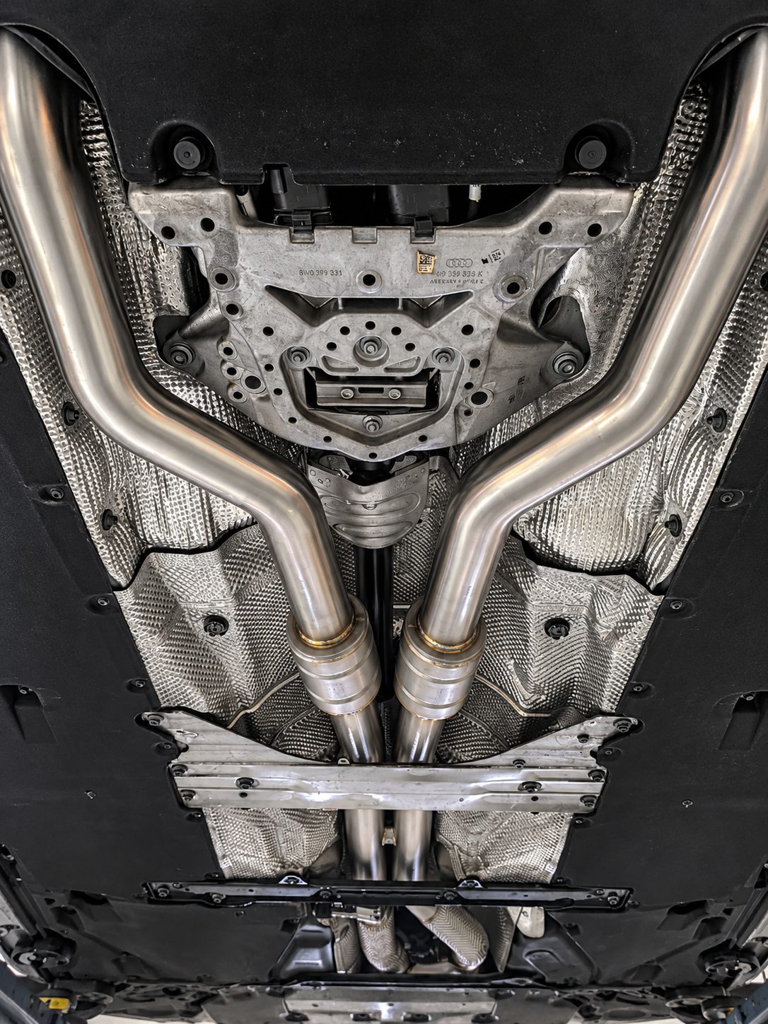 New Akrapovic exhaust pipework fitted under the RS6